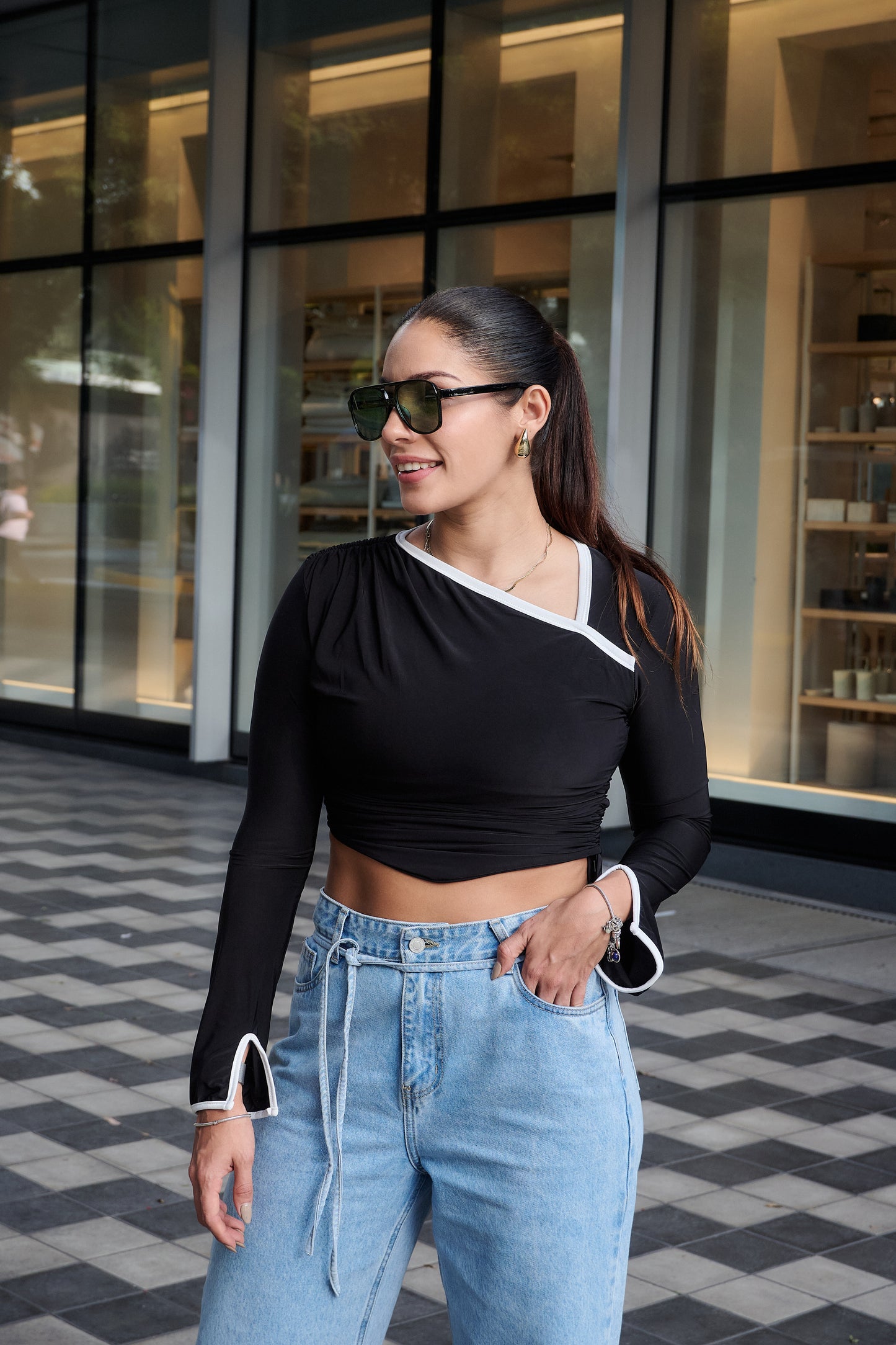 POLO MACARENA NEGRO/BLANCO