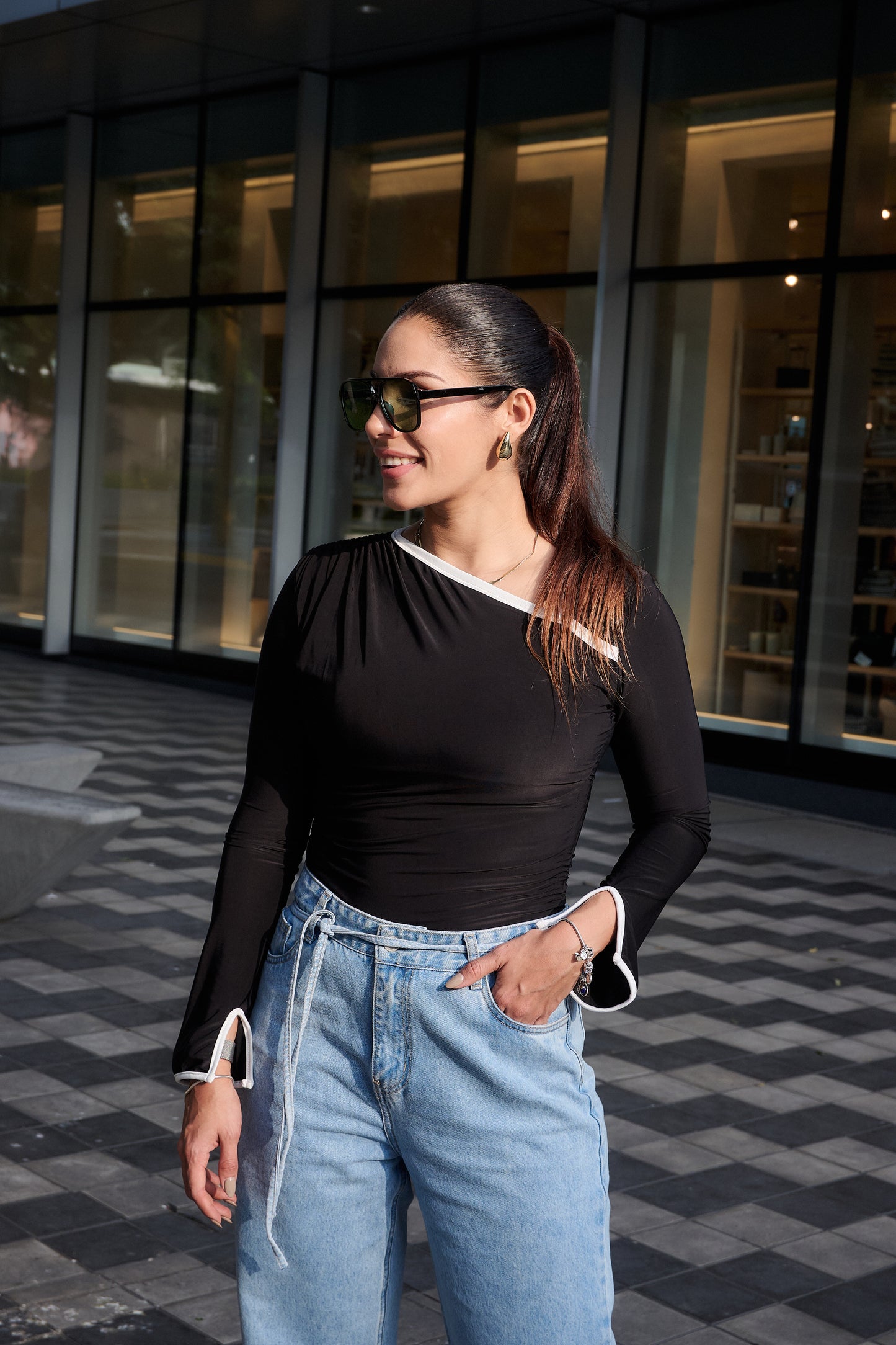 POLO MACARENA NEGRO/BLANCO