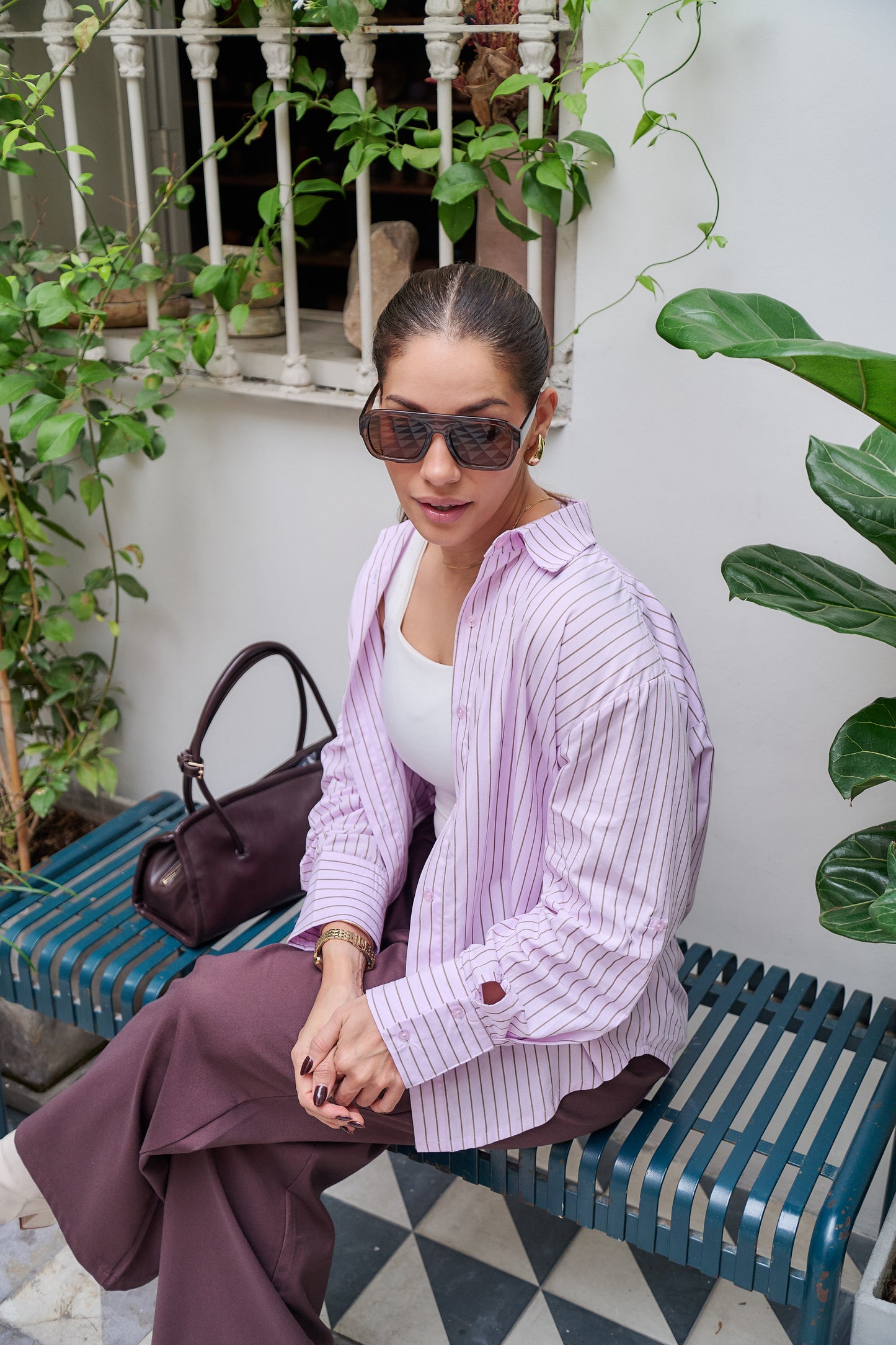 CAMISA OVERSIZE KALANA ROSADA CON MARRON